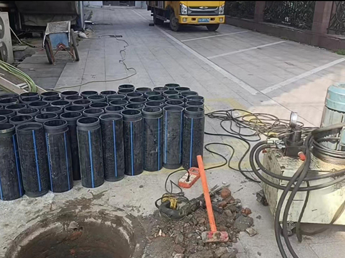 德州PE置换管厂家 DN315置换管 非开挖管短管置换